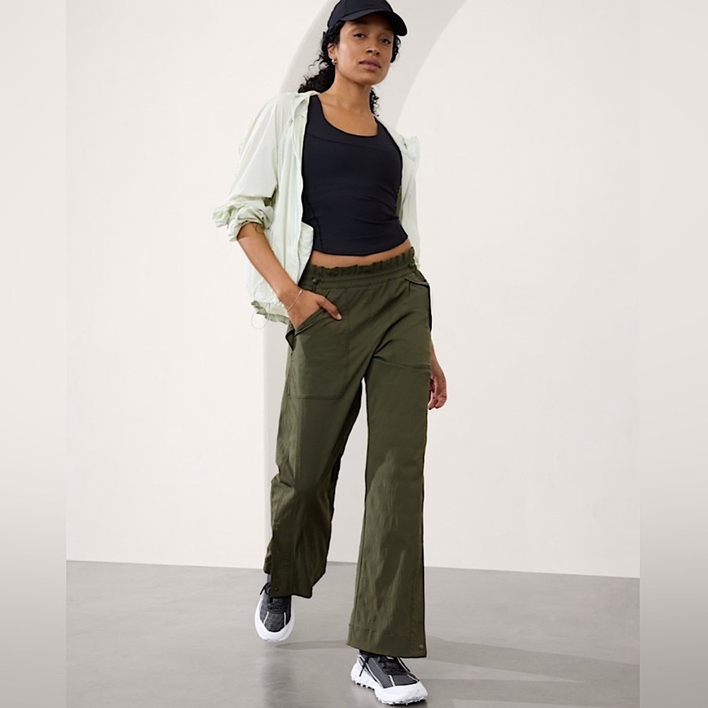 Athleta Trekkie Parachute Ripstop Pant Aspen‎ Olive Green 14
